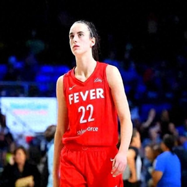 Nơi đầu tiên trong lịch sử WNBA! Curry nữ ghi được 24+6+19 h
